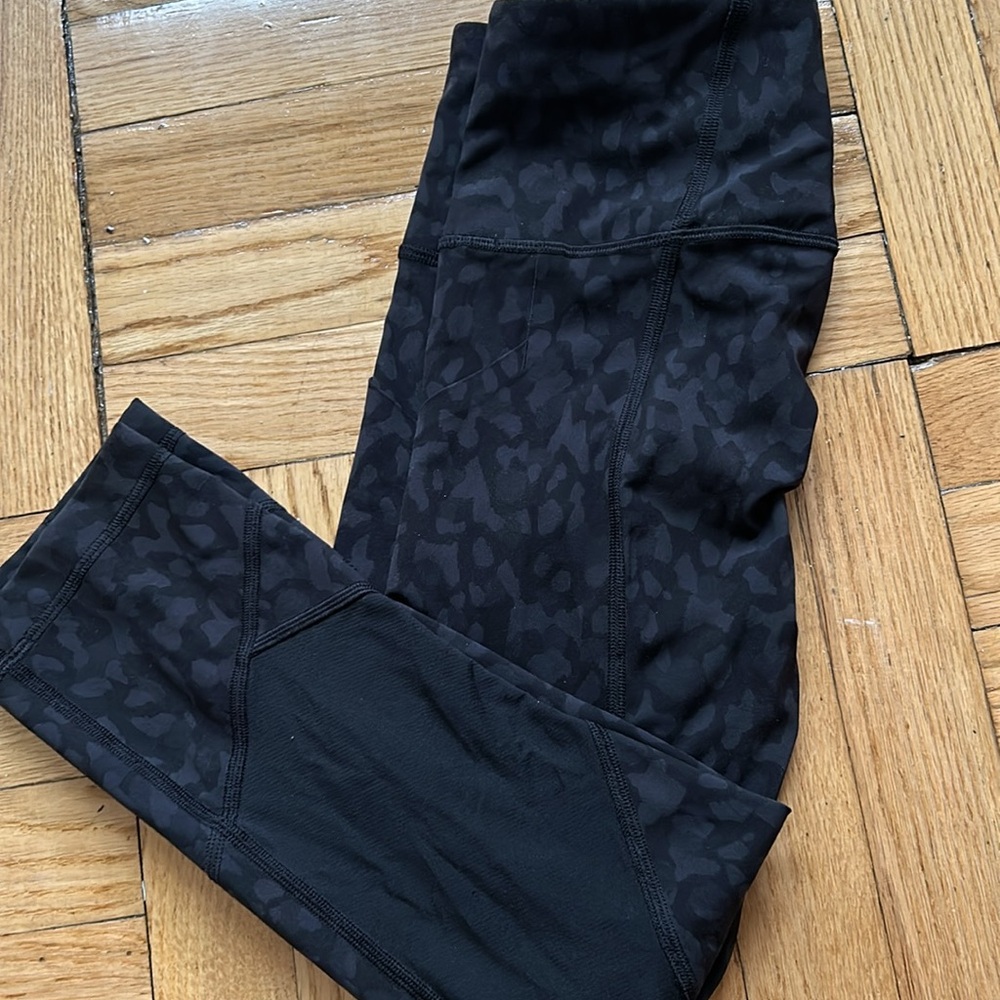 Lululemon Pace Rival High Rise Crop 22” - Picture 3 of 4